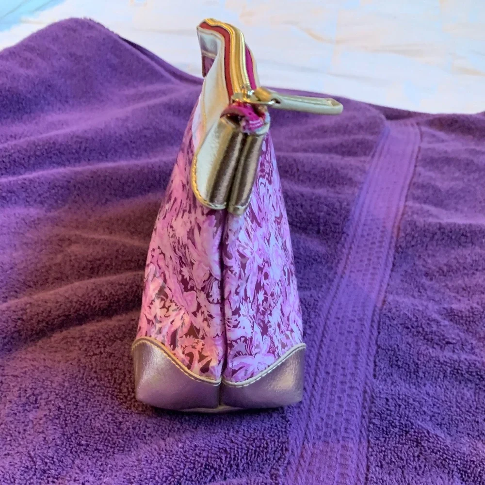 NWT Lilly Pulitzer Purple Print/Gold Pouchette